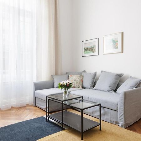 شقة Cozy In The Heart Of Zagreb - H المظهر الخارجي الصورة