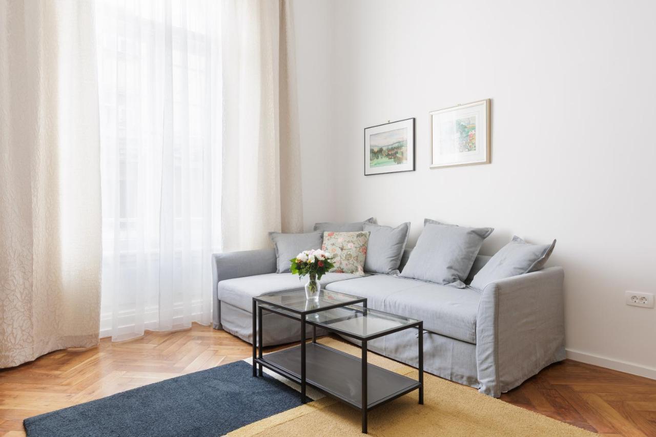 شقة Cozy In The Heart Of Zagreb - H المظهر الخارجي الصورة